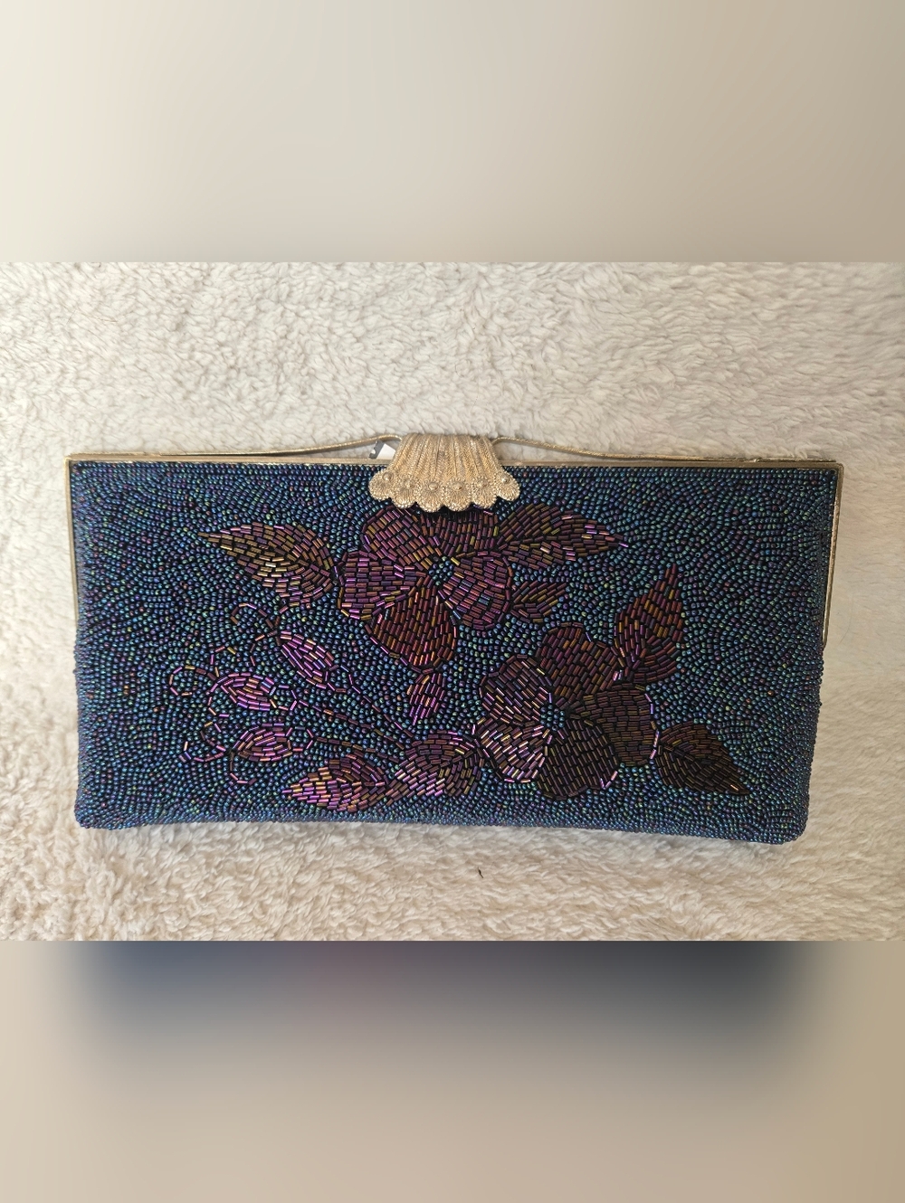 Vintage 1950s Iridescent Navy Purple Beaded Floral Clutch Shell Clasp- Embossed